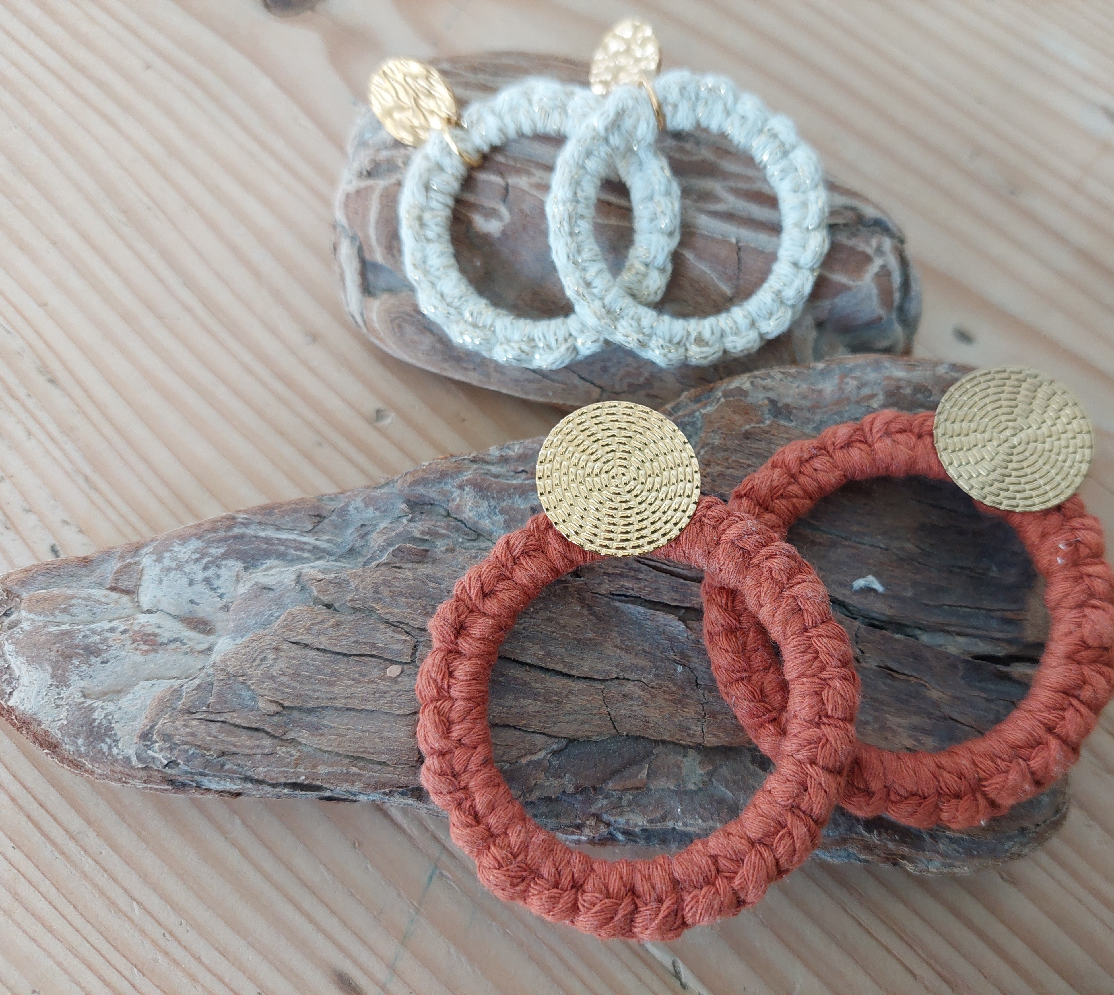 Boucles d'oreilles en macramé