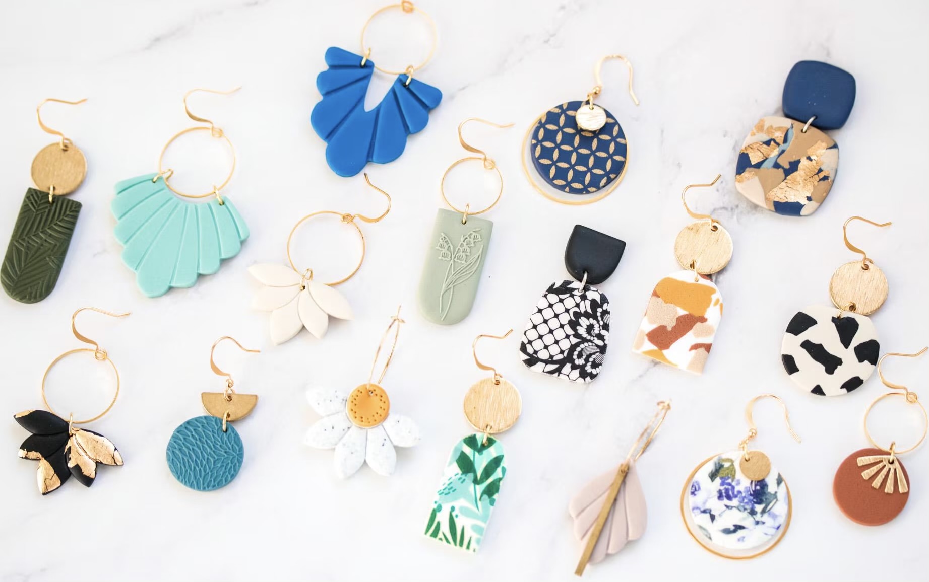 Créer ses boucles d'oreilles en résine synthétique (2 à 3 paires)